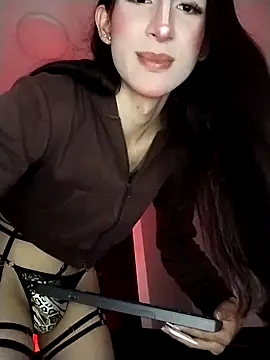 Snapshot of _paulaaa chatting on November 7, 2025, 12:04 am paulaaa online show from November 7, 2025, 12:04 am