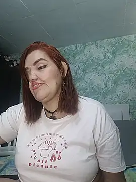 MayaLuna1 online show from December 16, 2025, 4:44 pm