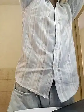 Snapshot of Goodmens5 chatting on October 17, 2025, 7:33 am Goodmens5 online show from October 17, 2025, 7:33 am