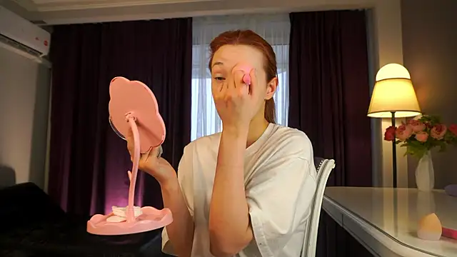 Snapshot of MaryroseRoeder chatting on February 3, 2026, 5:16 am MaryroseRoeder online show from February 3, 2026, 5:16 am