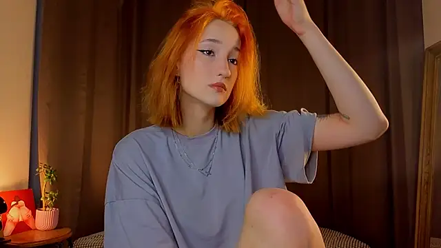 Snapshot of MaryroseRoeder chatting on September 24, 2025, 3:35 am MaryroseRoeder online show from September 24, 2025, 3:35 am