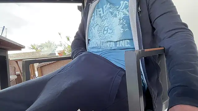 harrys74 online show from April 25, 2026, 7:44 am