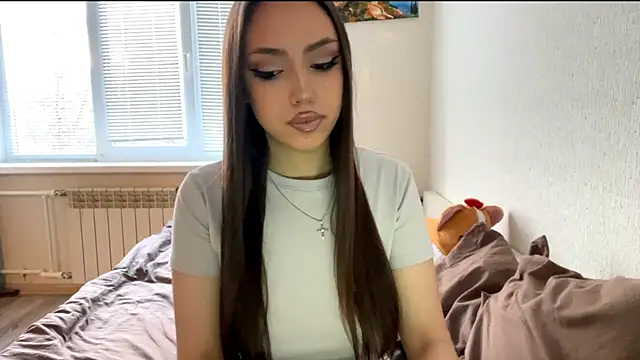 Snapshot of Leaf_Unto chatting on November 2, 2025, 12:21 pm Leaf Unto online show from November 2, 2025, 12:21 pm