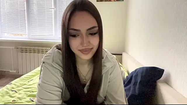 Snapshot of Leaf_Unto chatting on October 22, 2025, 11:31 am Leaf Unto online show from October 22, 2025, 11:31 am