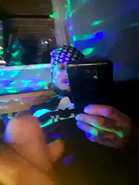 Snapshot of MODEST11_MMiILOO_AMARO chatting on October 24, 2025, 3:27 am MODEST11 MMiILOO AMARO online show from October 24, 2025, 3:27 am