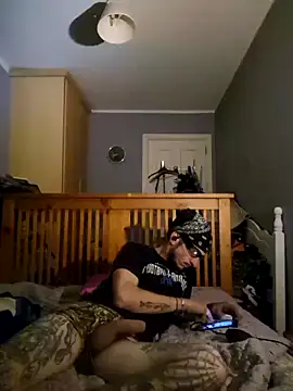 Snapshot of MODEST11_MMiILOO_AMARO chatting on October 11, 2025, 4:13 am MODEST11 MMiILOO AMARO online show from October 11, 2025, 4:13 am