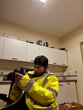 Snapshot of MODEST11_MMiILOO_AMARO chatting on October 16, 2025, 2:53 am MODEST11 MMiILOO AMARO online show from October 16, 2025, 2:53 am