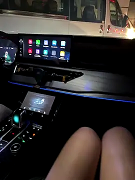 Snapshot of valori chatting on December 2, 2025, 3:25 pm valori online show from December 2, 2025, 3:25 pm