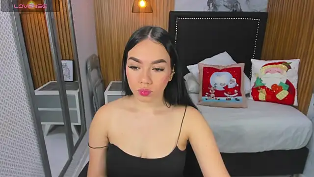 MOLLYSPENCER1 online show from November 20, 2025, 7:03 pm