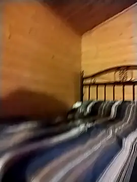 laroucheModel online show from October 5, 2025, 5:03 pm