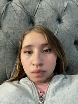 mia skys online show from January 16, 2026, 2:37 am