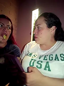 Snapshot of _honey12 chatting on October 25, 2025, 2:11 am honey12 online show from October 25, 2025, 2:11 am