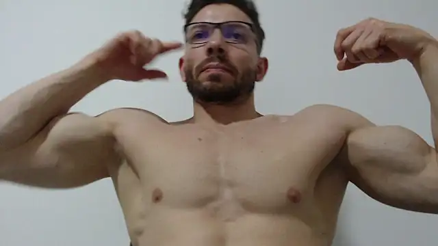 Snapshot of Rocky_Muscle chatting on March 29, 2026, 5:09 am Rocky Muscle online show from March 29, 2026, 5:09 am