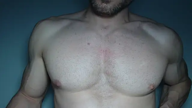 Snapshot of Rocky_Muscle chatting on January 31, 2026, 8:40 pm Rocky Muscle online show from January 31, 2026, 8:40 pm