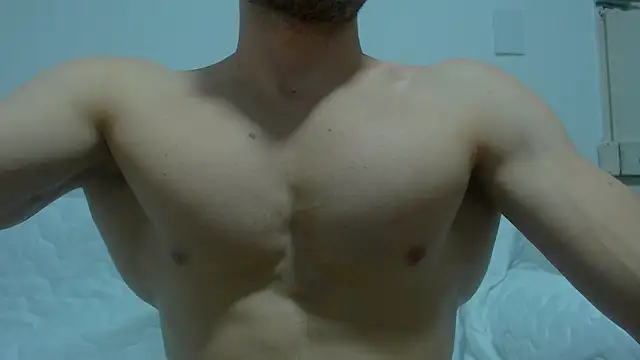 Snapshot of Rocky_Muscle chatting on May 7, 2026, 4:06 am Rocky Muscle online show from May 7, 2026, 4:06 am