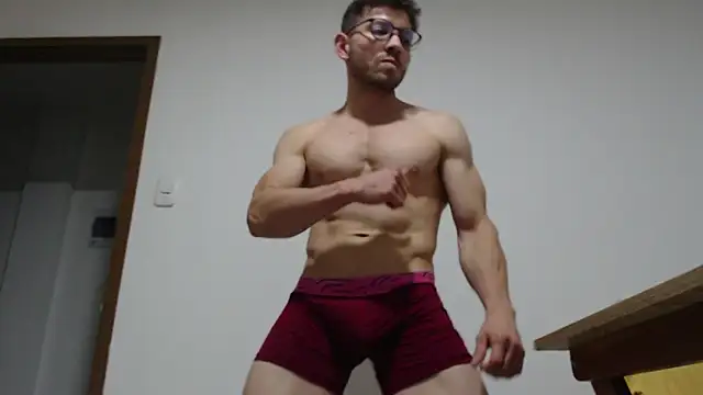 Snapshot of Rocky_Muscle chatting on April 3, 2026, 2:18 am Rocky Muscle online show from April 3, 2026, 2:18 am