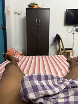 Snapshot of usermood2000 chatting on November 23, 2025, 7:29 am usermood2000 online show from November 23, 2025, 7:29 am