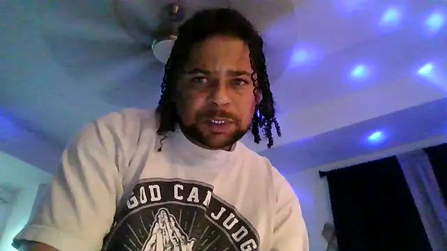 Snapshot of PalmarMixer chatting on July 12, 2026, 9:43 am PalmarMixer online show from July 12, 2026, 9:43 am
