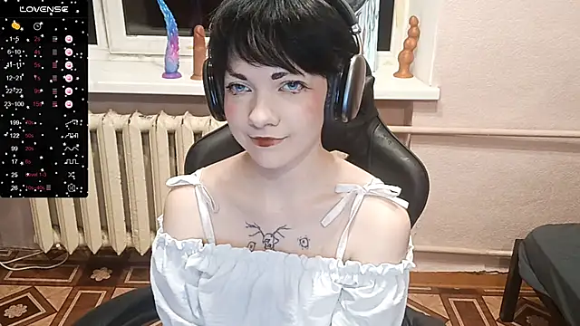 ChaeTrier online show from November 6, 2025, 4:11 pm