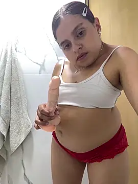 Snapshot of sbanna_valle_ chatting on April 2, 2026, 10:16 pm sbanna valle online show from April 2, 2026, 10:16 pm