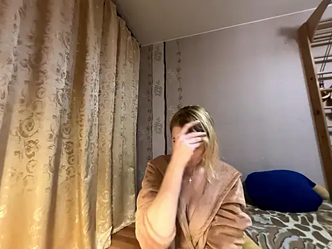 Snapshot of LiluXRose chatting on January 8, 2026, 4:13 pm LiluXRose online show from January 8, 2026, 4:13 pm