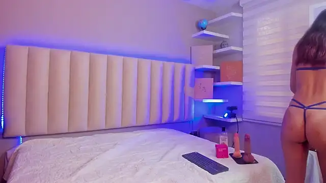 Maraia Ford online show from September 28, 2025, 12:23 pm