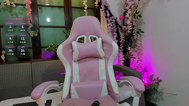 emma ayala online show from March 10, 2026, 7:18 pm