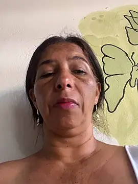 Snapshot of maleja23 chatting on October 30, 2025, 9:22 pm maleja23 online show from October 30, 2025, 9:22 pm