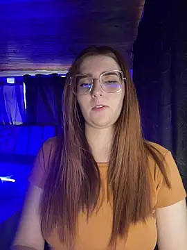 CoraVibes online show from October 23, 2025, 12:04 pm