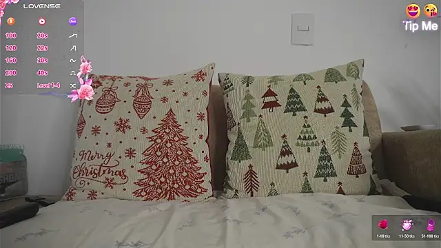 Roxybeautyy online show from February 23, 2026, 9:21 am