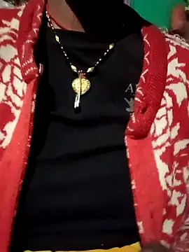 Snapshot of Radha8080 chatting on November 20, 2025, 11:36 pm Radha8080 online show from November 20, 2025, 11:36 pm