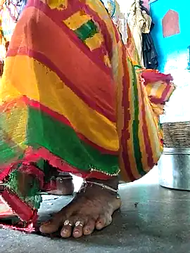 Snapshot of Radha8080 chatting on September 24, 2025, 8:21 am Radha8080 online show from September 24, 2025, 8:21 am