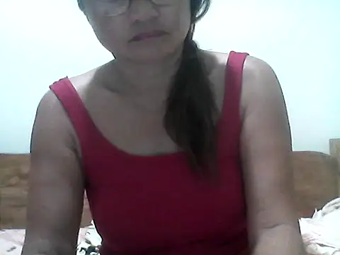 Snapshot of nathalie0045 chatting on April 8, 2026, 7:59 pm nathalie0045 online show from April 8, 2026, 7:59 pm