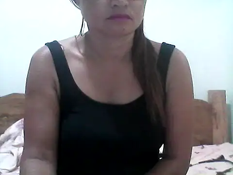 Snapshot of nathalie0045 chatting on April 12, 2026, 11:30 pm nathalie0045 online show from April 12, 2026, 11:30 pm