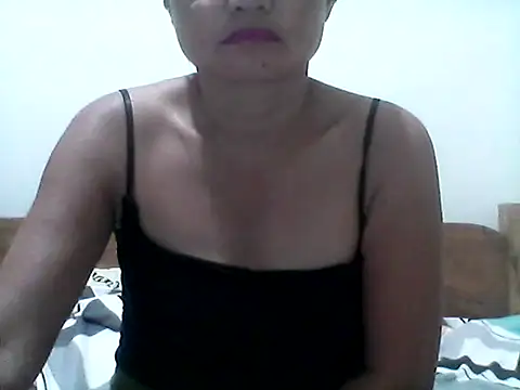 Snapshot of nathalie0045 chatting on May 28, 2026, 8:59 pm nathalie0045 online show from May 28, 2026, 8:59 pm