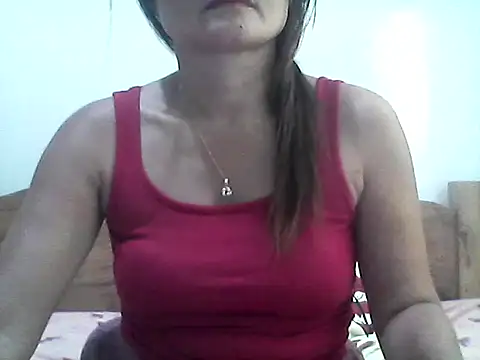 Snapshot of nathalie0045 chatting on March 31, 2026, 4:47 am nathalie0045 online show from March 31, 2026, 4:47 am