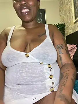 Snapshot of fatpussydallx chatting on May 15, 2026, 7:56 pm fatpussydallx online show from May 15, 2026, 7:56 pm