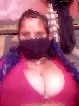 Snapshot of Jyoti_chauhan chatting on October 12, 2025, 10:05 am Jyoti chauhan online show from October 12, 2025, 10:05 am