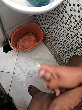 Snapshot of Marinheiro96 chatting on October 26, 2025, 11:10 am Marinheiro96 online show from October 26, 2025, 11:10 am