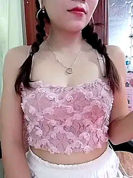 Snapshot of MyMy08 chatting on November 29, 2025, 11:43 am MyMy08 online show from November 29, 2025, 11:43 am