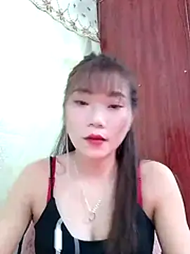 Snapshot of MyMy08 chatting on December 17, 2025, 1:49 pm MyMy08 online show from December 17, 2025, 1:49 pm