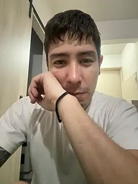 Snapshot of 9999Alez chatting on November 13, 2025, 10:35 pm 9999Alez online show from November 13, 2025, 10:35 pm