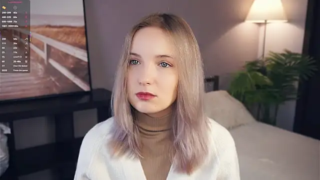 HongTomczak online show from December 16, 2025, 7:45 am