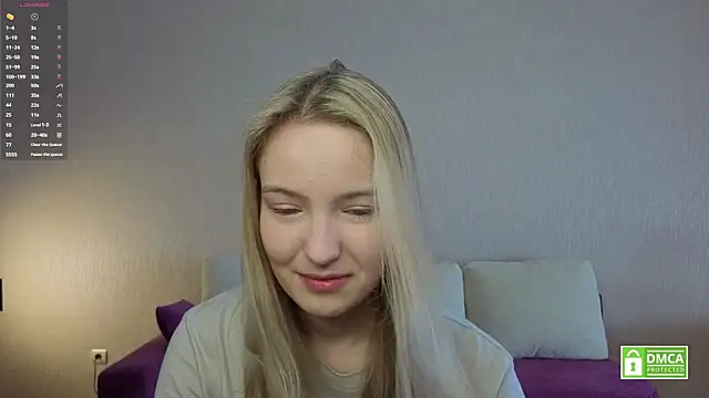 Snapshot of HongTomczak chatting on June 17, 2026, 6:24 am HongTomczak online show from June 17, 2026, 6:24 am