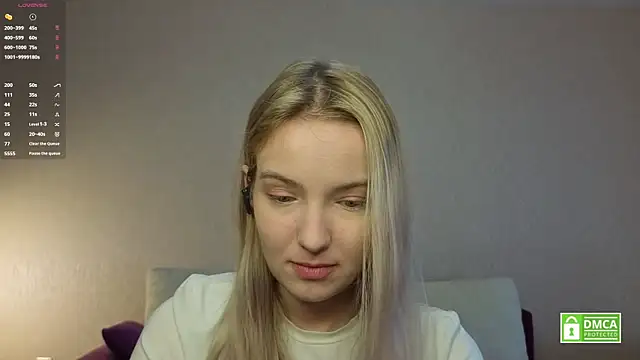 Snapshot of HongTomczak chatting on July 16, 2026, 7:38 am HongTomczak online show from July 16, 2026, 7:38 am