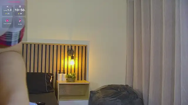 Snapshot of emma_morales_ chatting on December 2, 2025, 11:45 am emma morales online show from December 2, 2025, 11:45 am