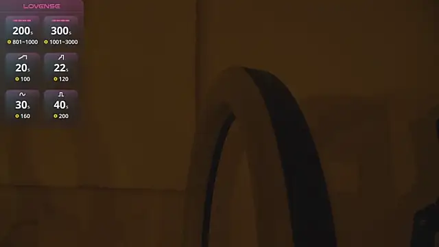 Snapshot of emma_morales_ chatting on October 24, 2025, 12:09 am emma morales online show from October 24, 2025, 12:09 am