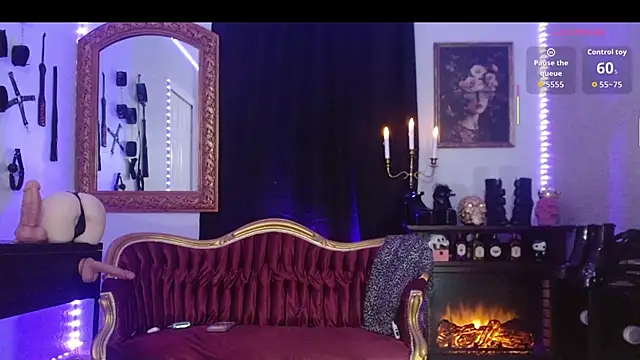 miss strapon online show from November 26, 2025, 10:43 pm