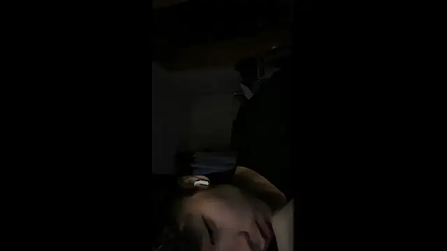 milkis024680 online show from November 12, 2025, 6:01 pm