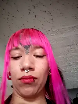 Snapshot of Meganhynde chatting on September 11, 2025, 8:09 pm Meganhynde online show from September 11, 2025, 8:09 pm